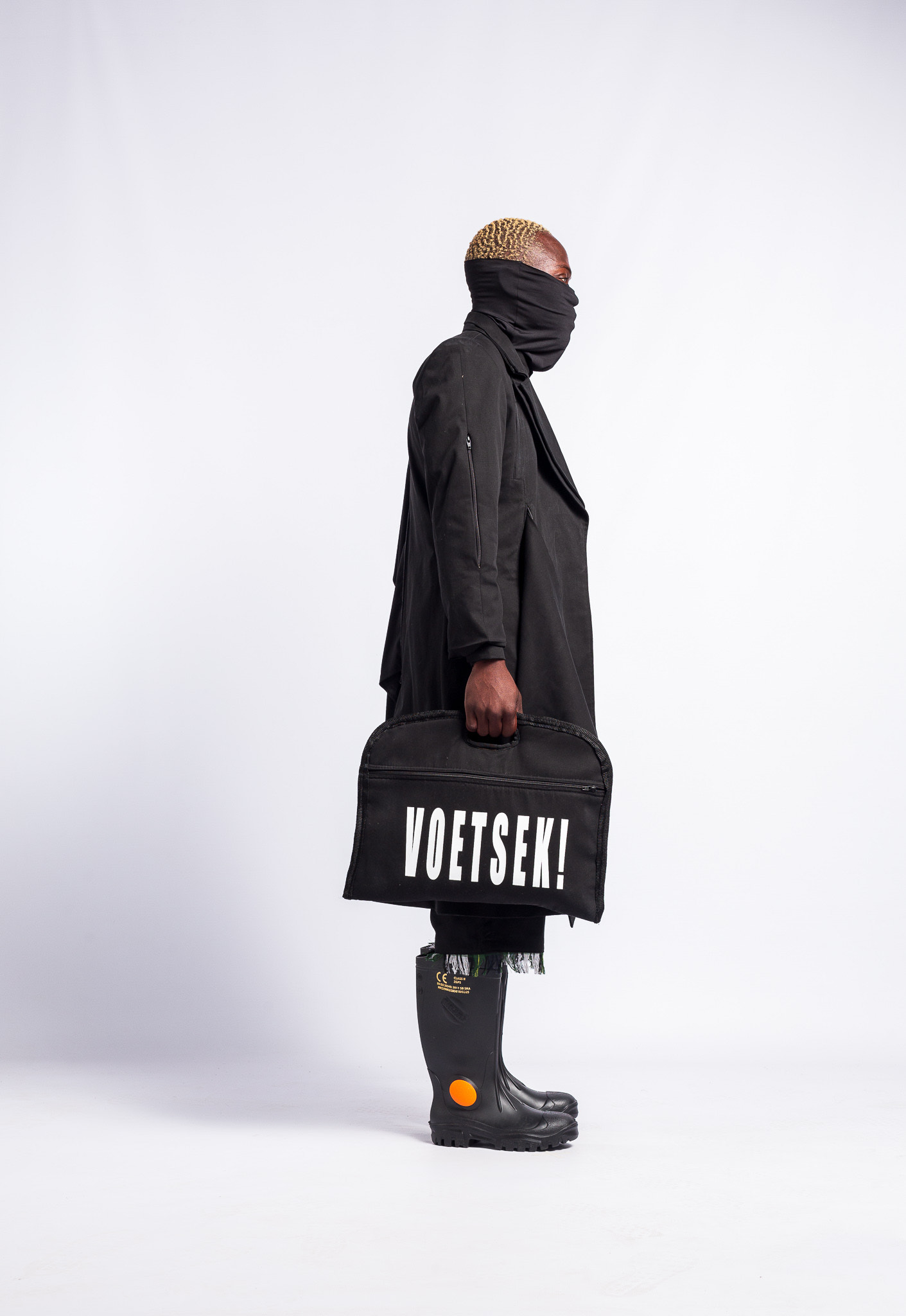 BLACK CLOUDS BUT THE MASSES COLOURBLIND SS21 - 20